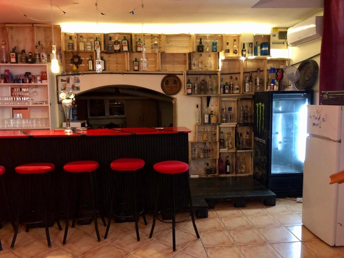 Whole Basement Former Pub3 For Bachelor / Bachelorette Party Budapeste Exterior foto
